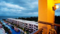 <div><p>The Marrakesh Hua Hin Residence Apartments is Hua Hin's only Morroccan-inspired property and most Luxurious private Residences &amp; Hotel in the heart of Hua-Hin. It has Hua Hin's best 90m stretch of beachfront with the country's longest 240 Metre swimming pool &amp; kid's slider. Includes 5 Star Hotel, restaurant &amp; beachfront bar. Sunbed, Lobby, Cable TV, Security, Gym &amp; underground parking, which are available for tenant to use.</p></div>